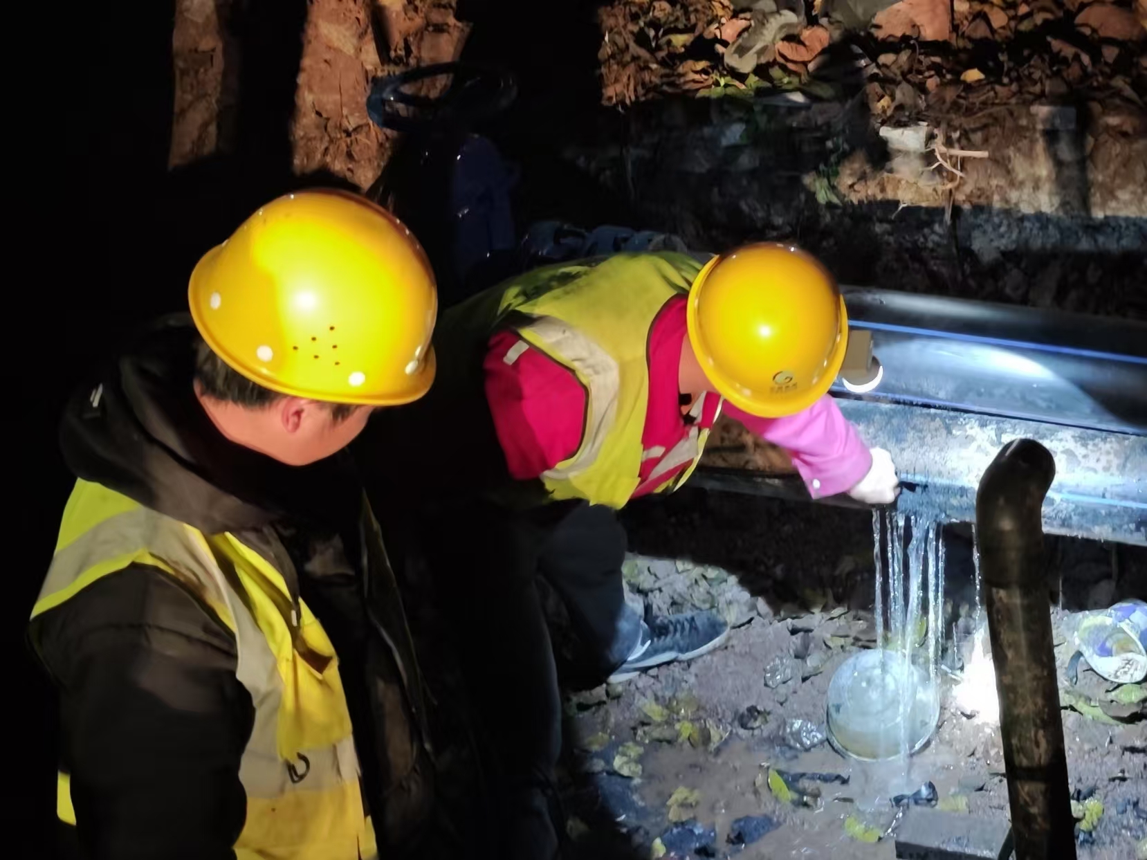 解憂紓困助創(chuàng)業(yè)，高效通水潤(rùn)民心